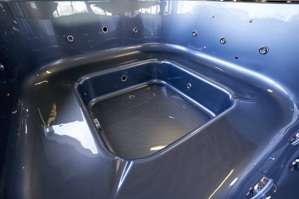 Premium Badefass/ Hot Tub "Royal QUADRO 200" -holzbeheizt- (Ofen extern)